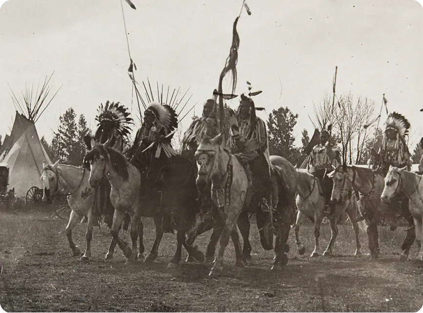 Amérindiens sur des chevaux