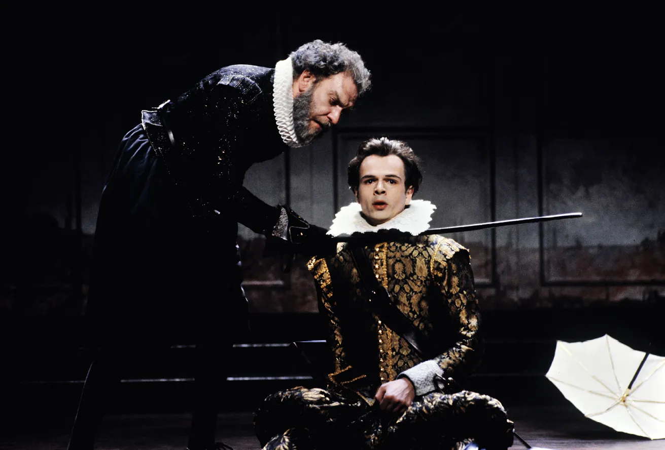 Mise en scène de Jean-Marie Villégier, Théâtre de l'Athénée, Paris, 1995,
avec Jean-Pierre Baudson (Géronte) et Frédéric Laurent (Dorante).