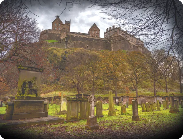 ang55act1ghost-tour-a-assombrir-retouche.png