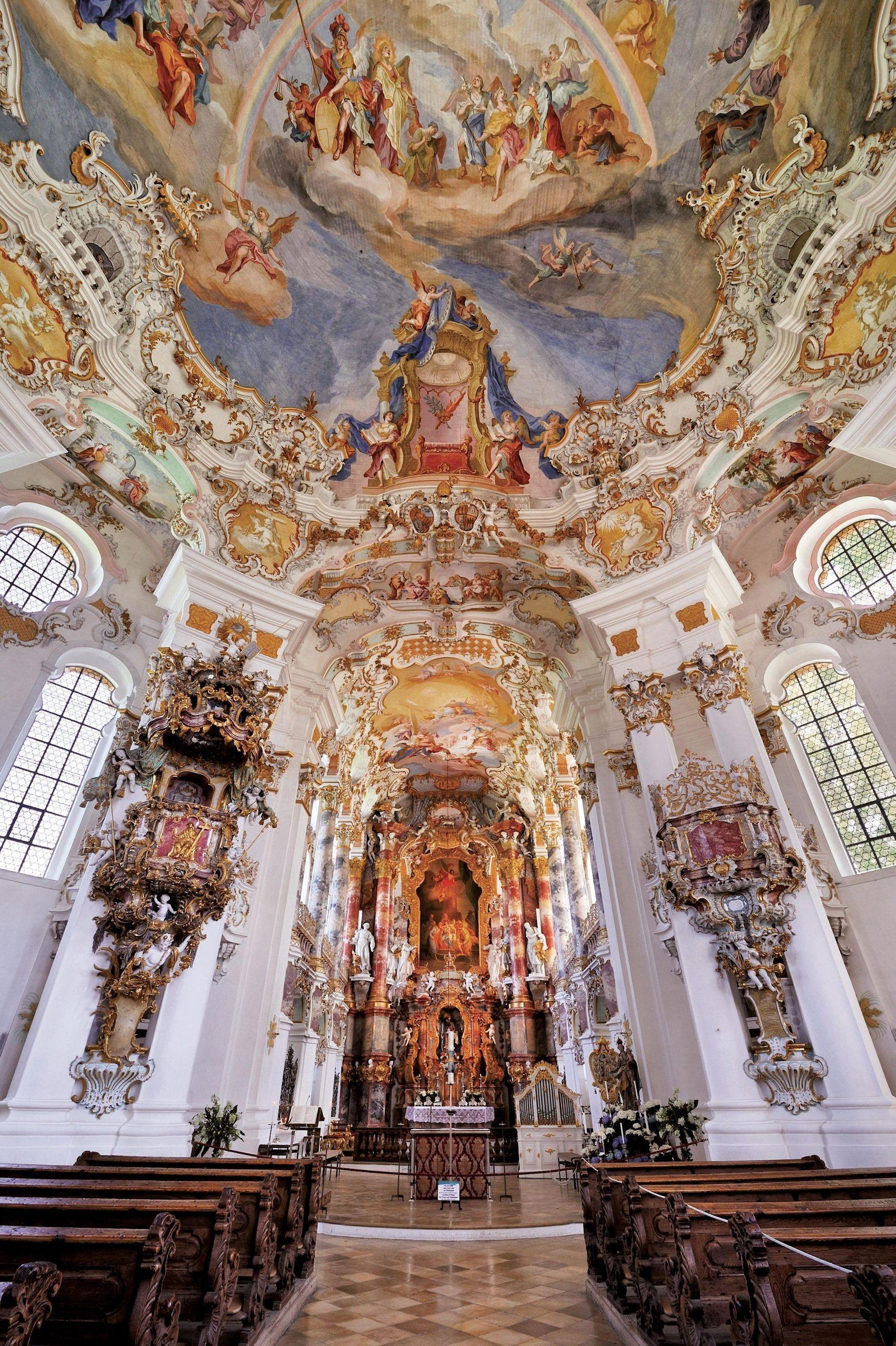 Vue intérieure de l'église de Wies (Bavière)