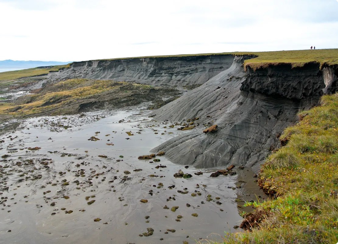  Fonte du permafrost dans les îles Herschel (Canada)