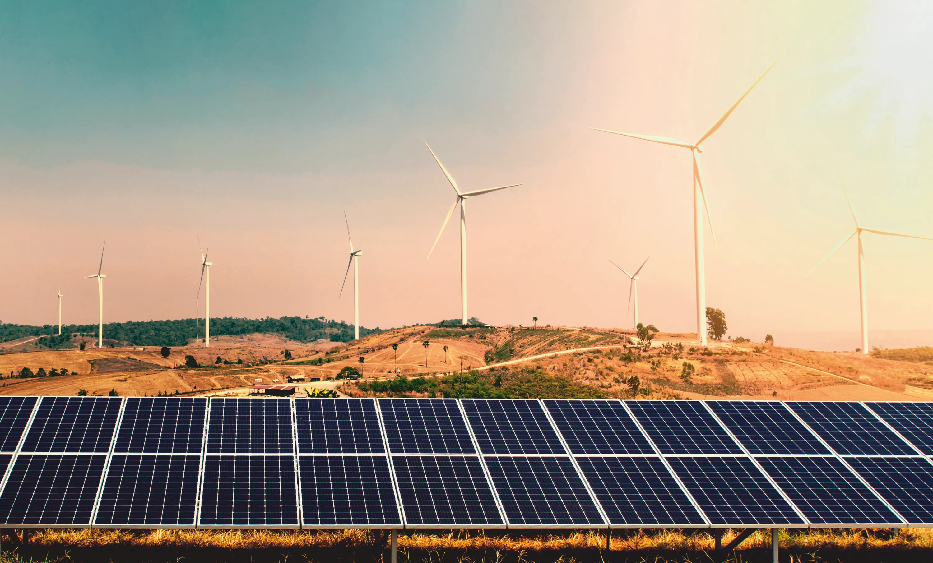 La production d'électricité sans émission de
carbone nécessite d'exploiter tout le potentiel des
ressources renouvelables : vent, marées, Soleil, etc.