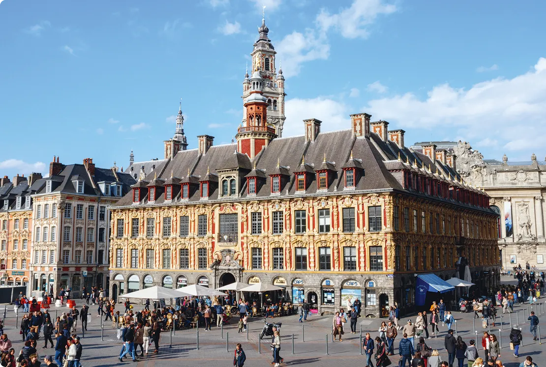 Place du Général-de-Gaulle, préfecture des Hauts-de-
France, Lille