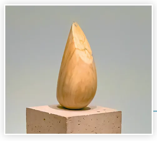 Constantin Brancusi, L'Oiselet II, 1929.