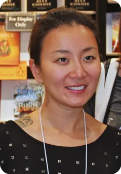 Marie Lu