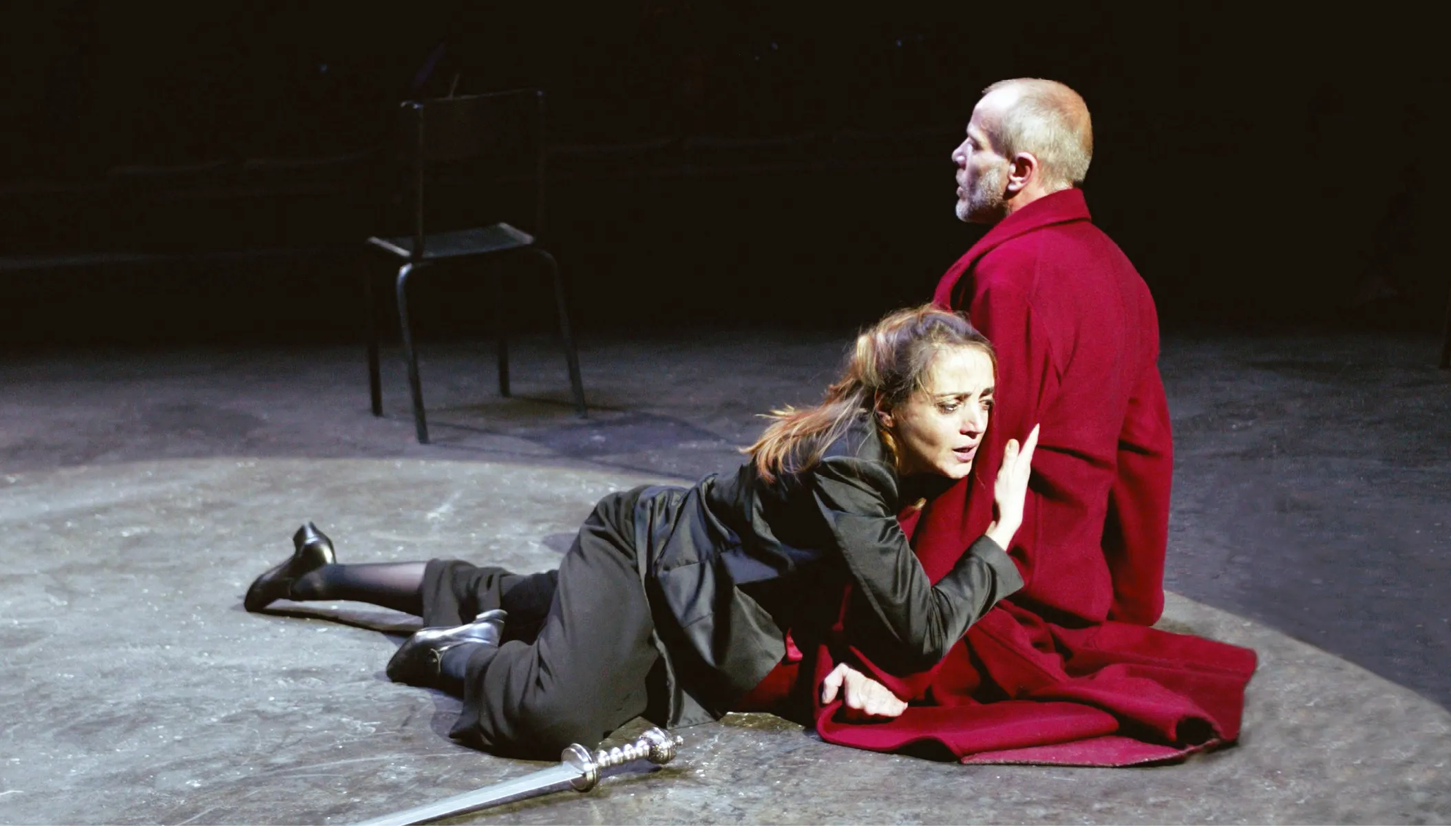 Mise en scène de Patrice
Chéreau, Odéon Théâtre de
l'Europe, Paris, 2003, avec
Pascal Greggory (Thésée) et
Dominique Blanc (Phèdre).