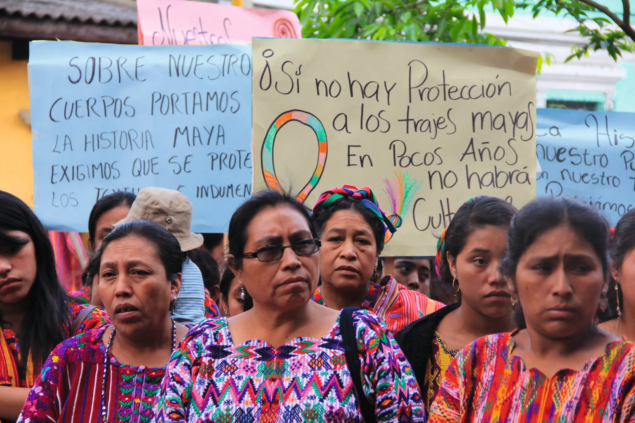 Mujeres del Movimiento nacional de tejedoras
Ruchajixik ri qana'ojbäl