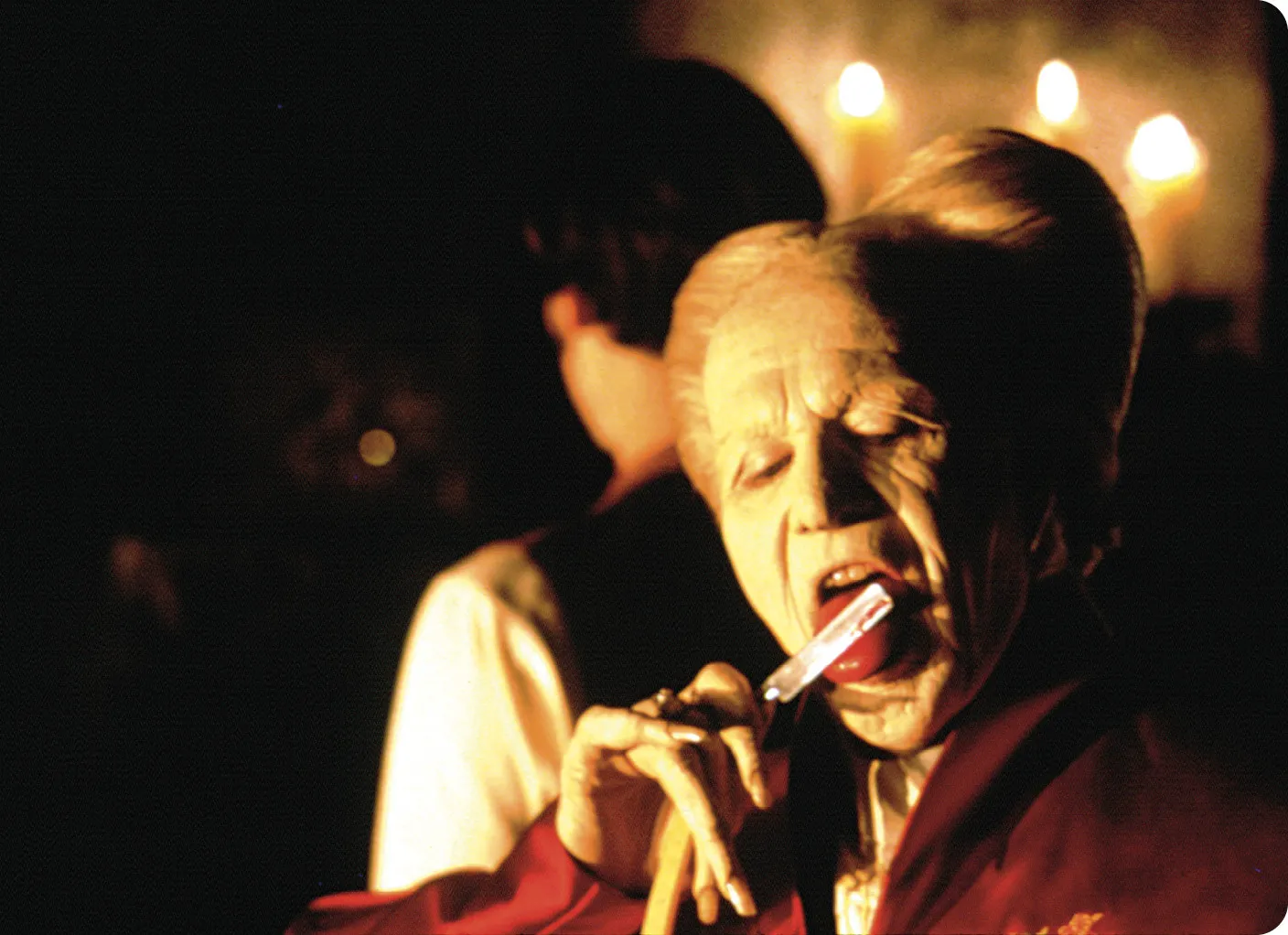 “Bram Stoker's Dracula: What's the difference?”, CineFix, 2018.