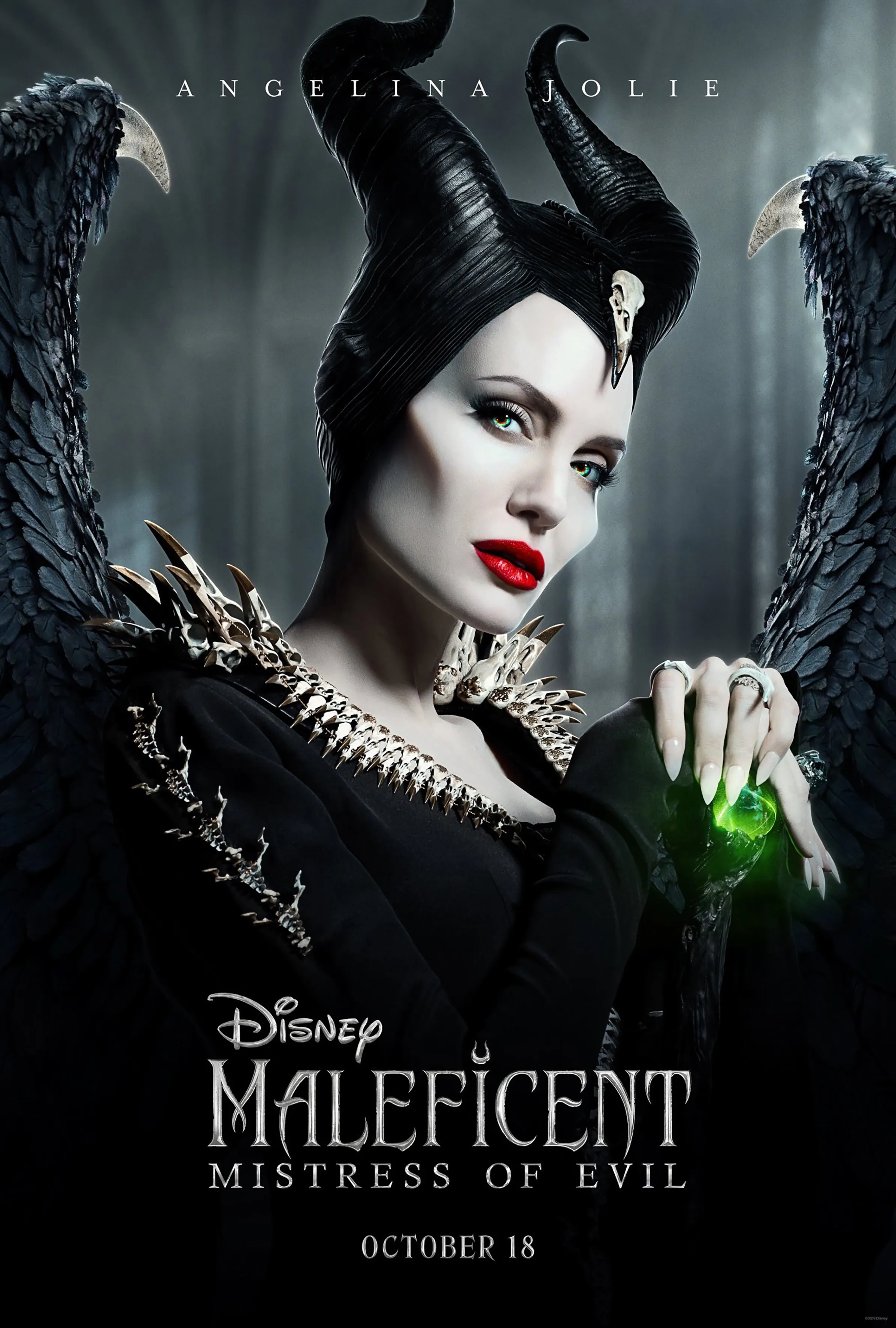 Maleficient, Robert Stromberg, 2014.