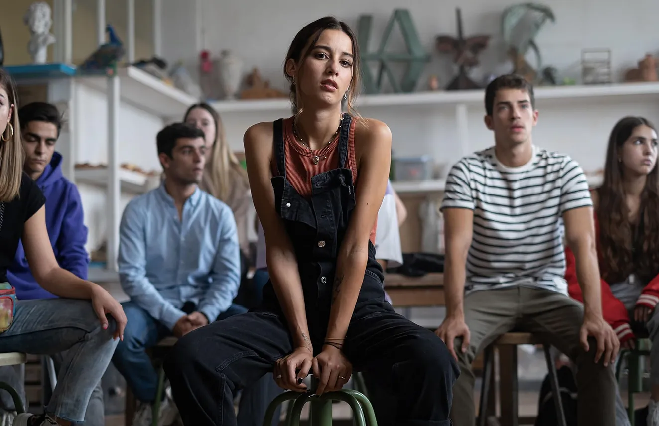 La edad de la ira, serie dirigida por Jesús Rodrigo, 2022.