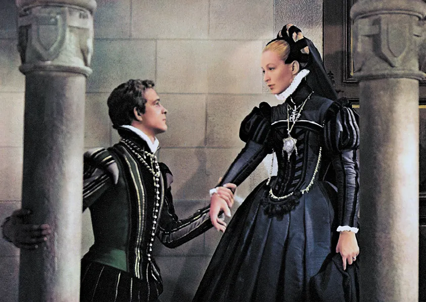 La Princesse de Clèves, réalisé par Jean Delannoy, 1961, avec Marina Vlady (Princesse de Clèves) et Jean-François Poron (Duc de Nemours).