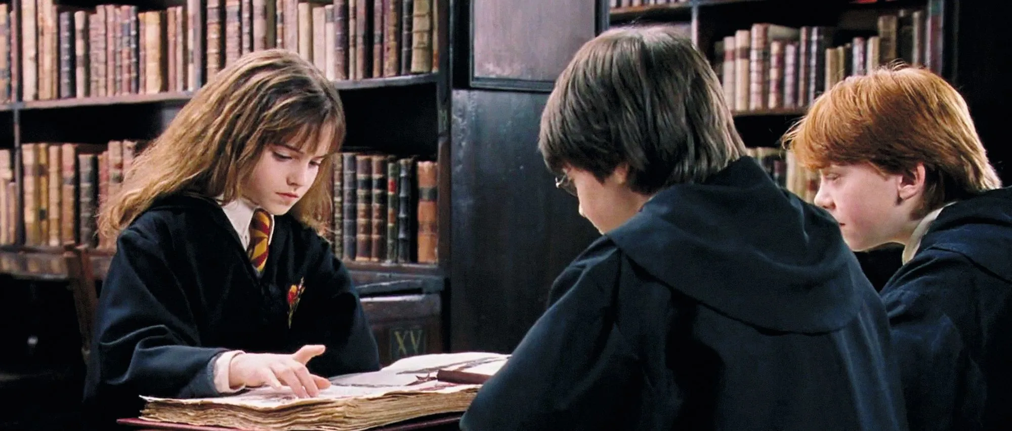 Hermione à la bibliotheque - Harry Potter
