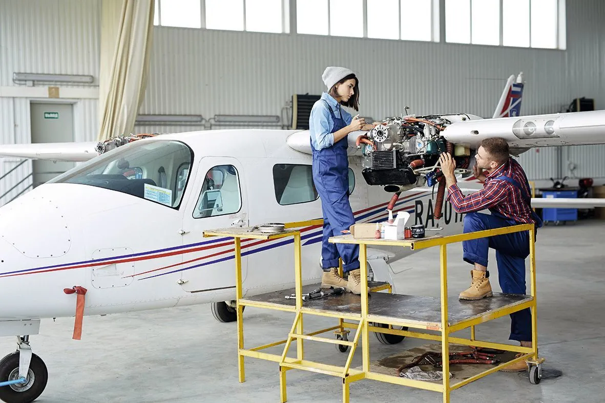 Technicien maintenance aéronautique