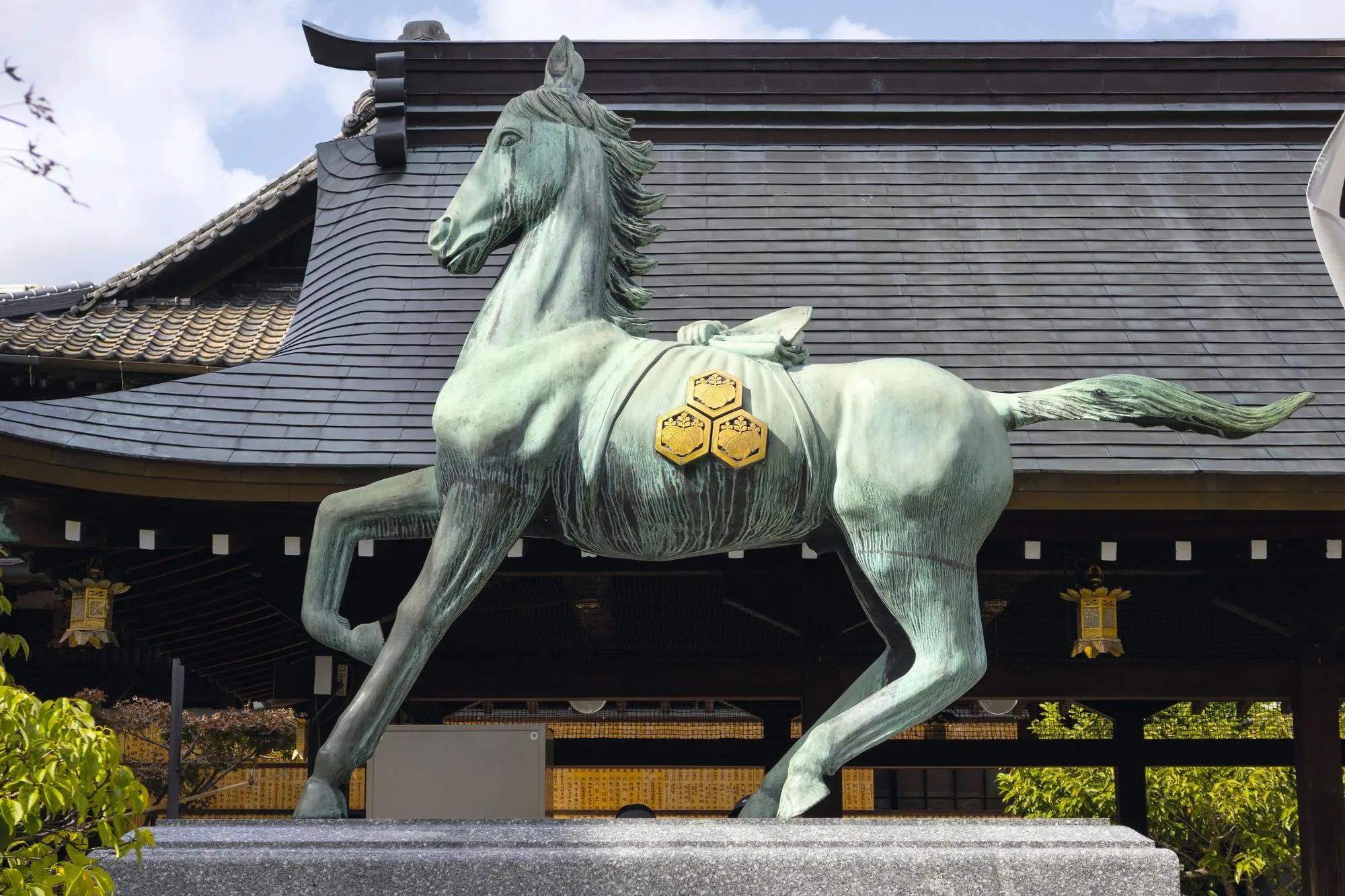 Statue en laiton du sanctuaire Kushida (Fukuoka, Japon)