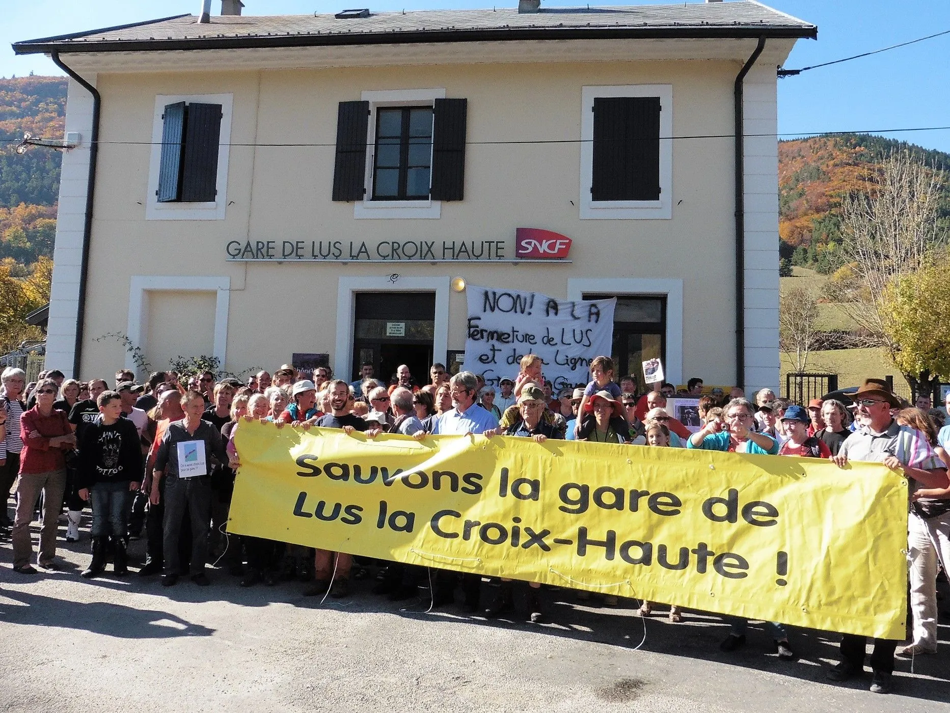 Manifestation dans la Drôme pour le maintien des petites lignes ferroviaires
