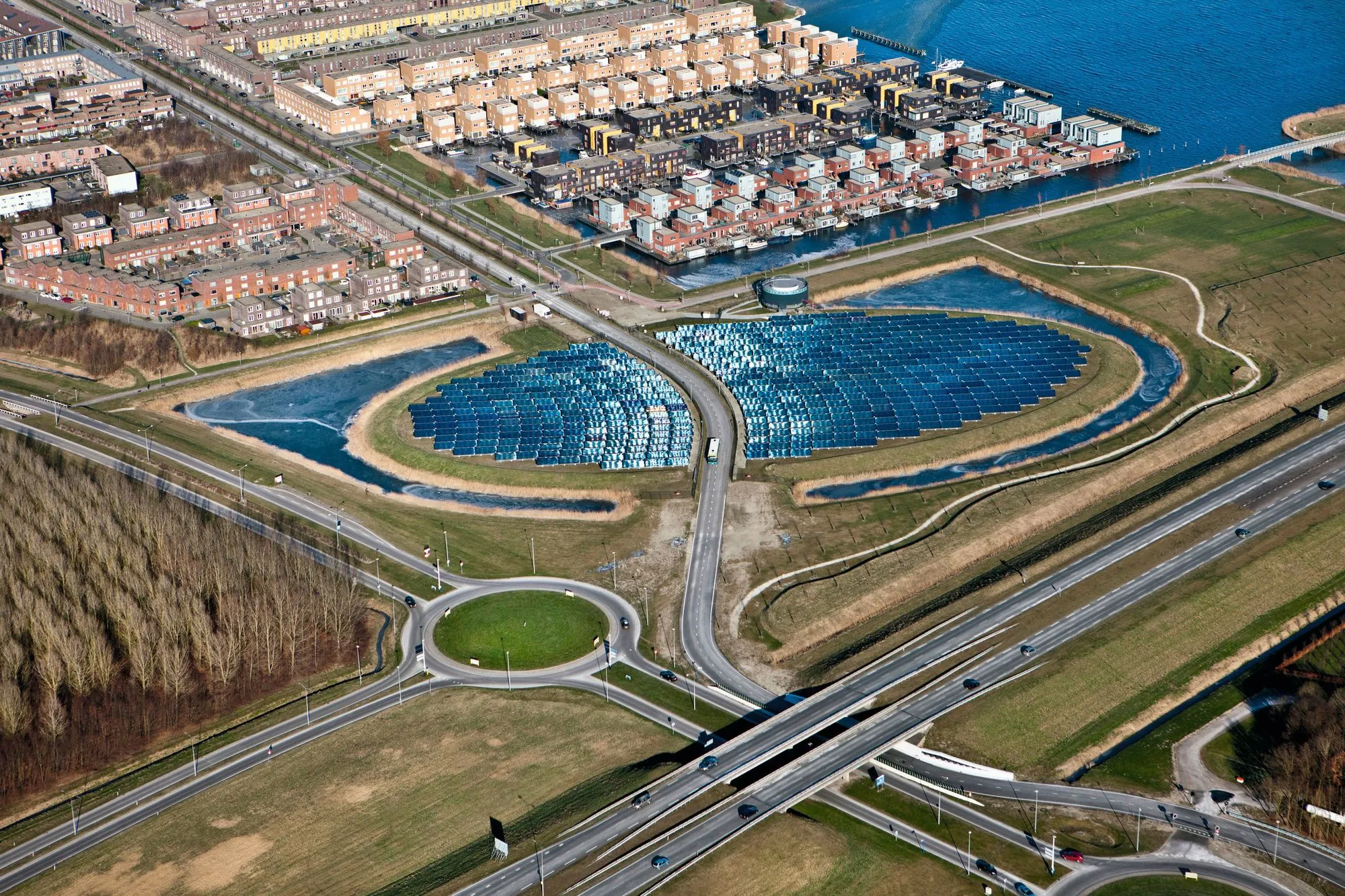 Vers l'autosuffisance énergétique : la ville d'Almere aux Pays‑Bas