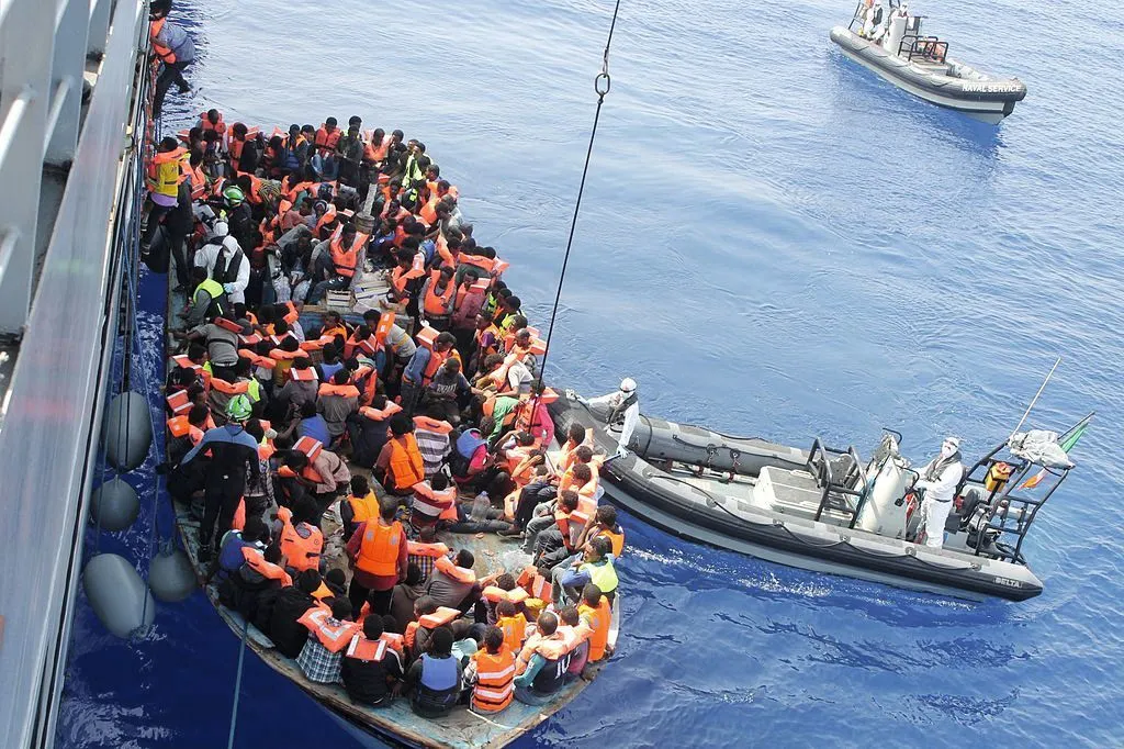 Migrants africains secourus en
Méditerranée par la marine
irlandaise, juin 2015.