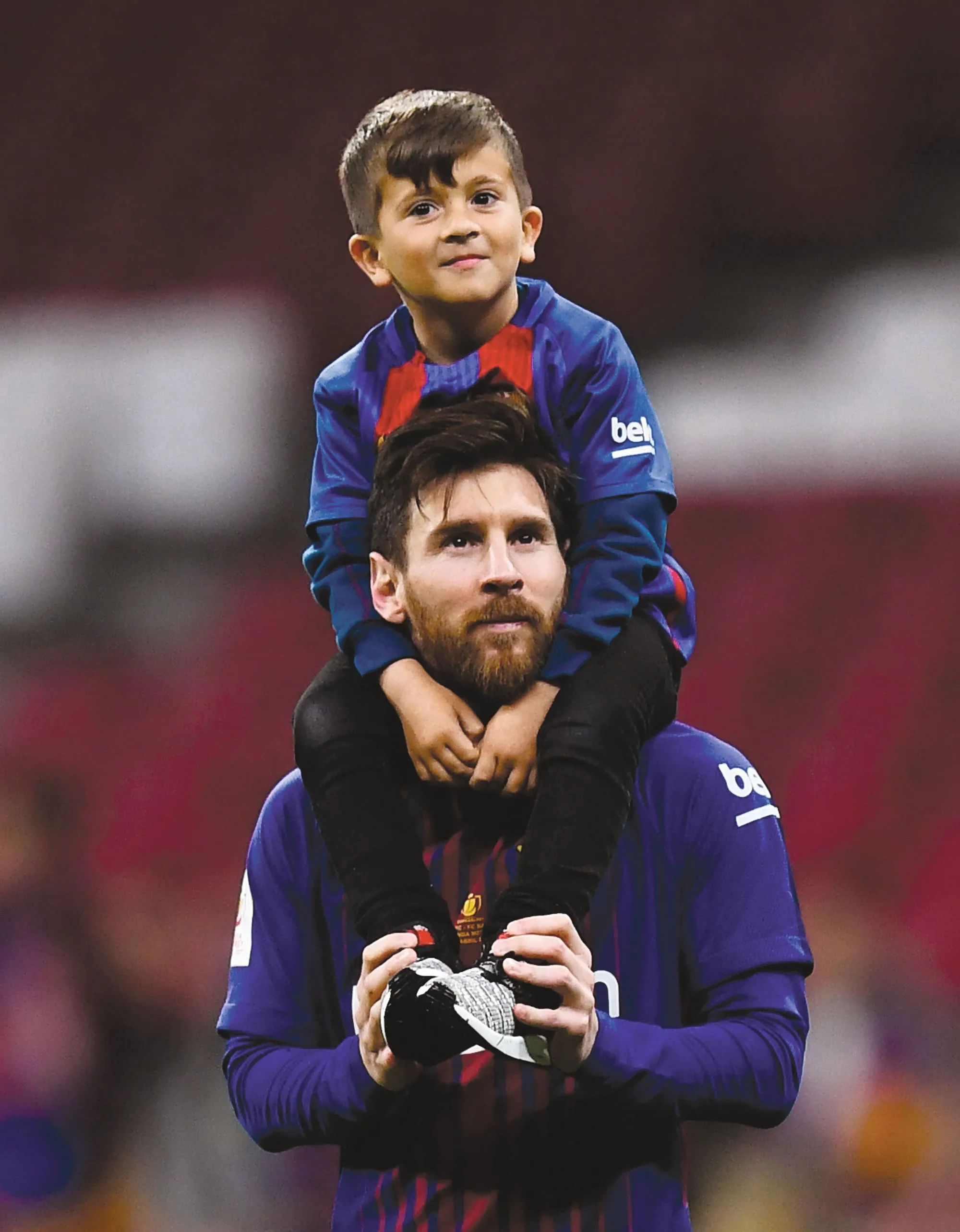 Lionel Messi y su hijo Thiago, Barcelona contra Sevilla, Final de la Copa del Rey, 2018.