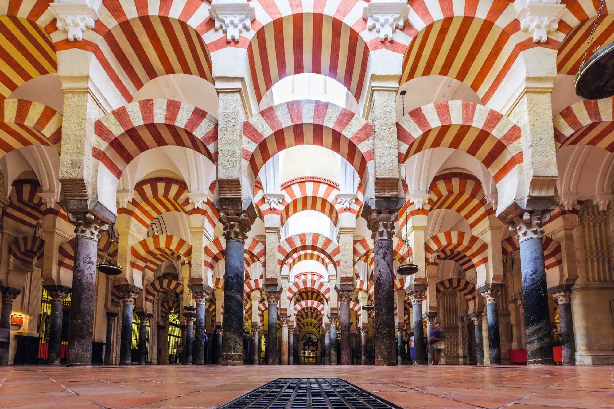 Vista interior de la Mezquita Catedral de Córdoba, 2016.