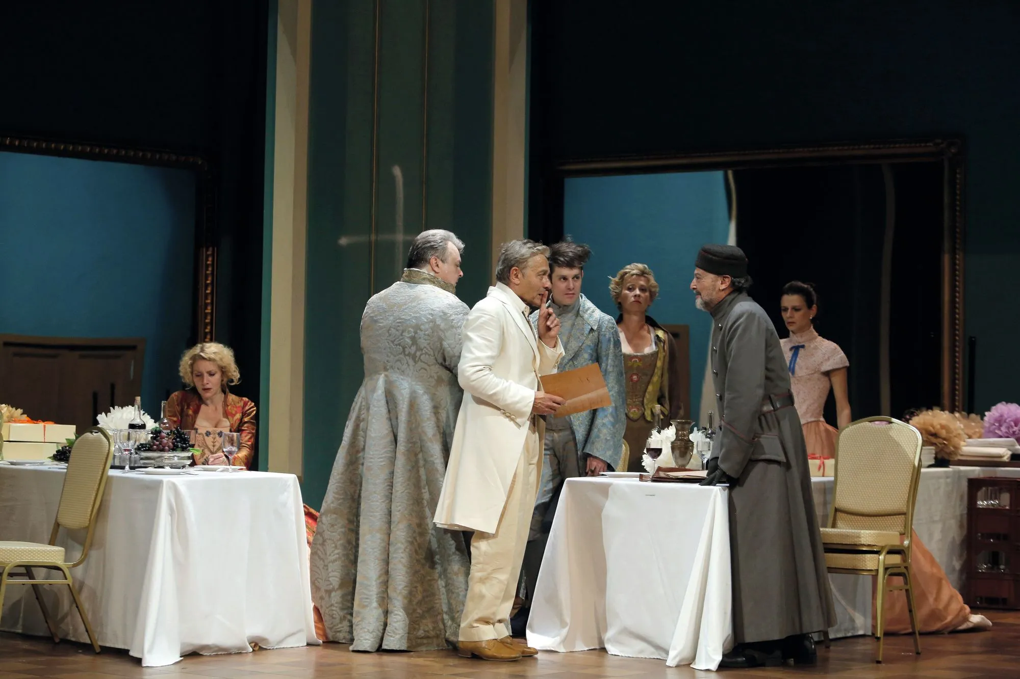 Tartuffe, mise en scène de G. Stoev, 2014.