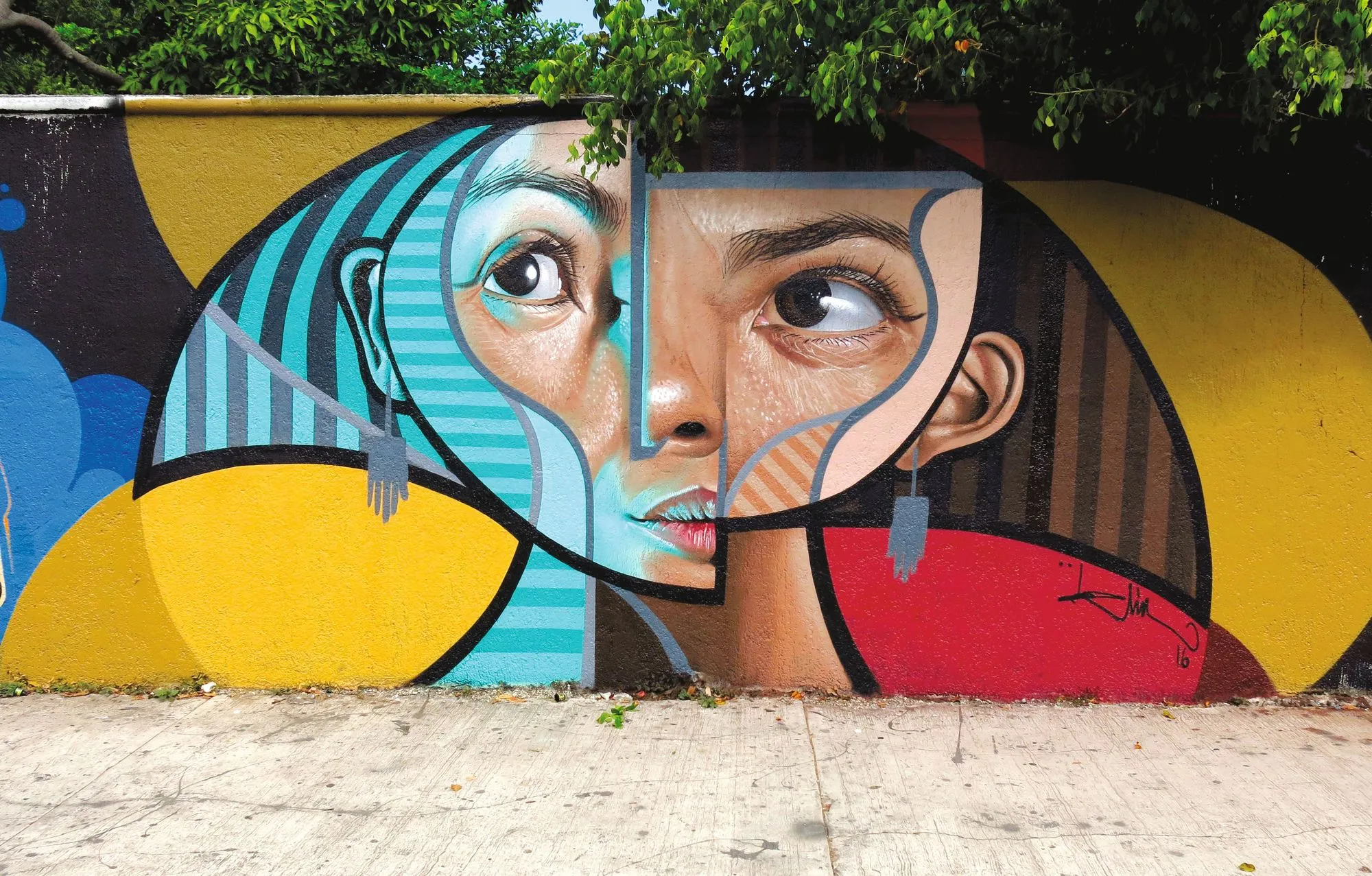 BELIN (Miguel Ángel Belinchón), FLAXT, mural en Cancún, México, 2016.
