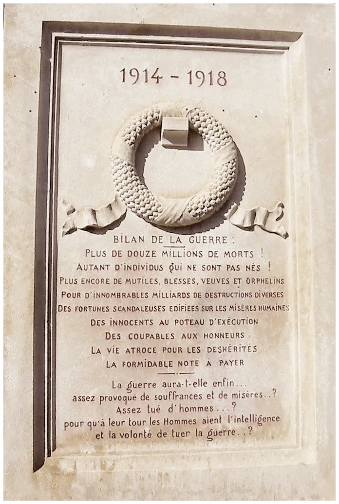 Monument aux morts de Saint-Martin-d'Estréaux (Loire), 1922.