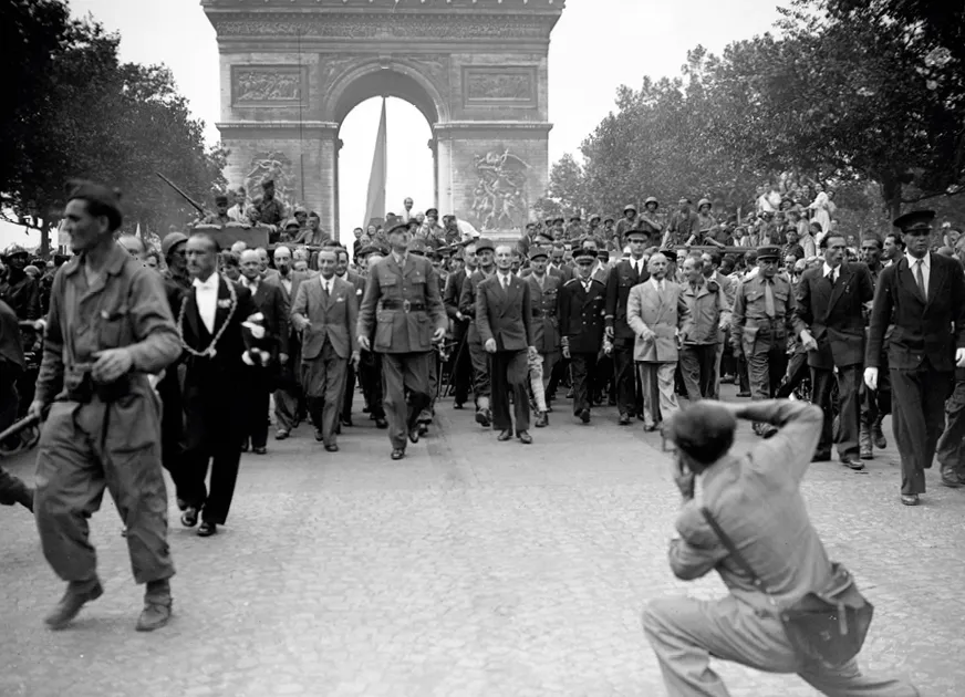 Défilé troupes alliées