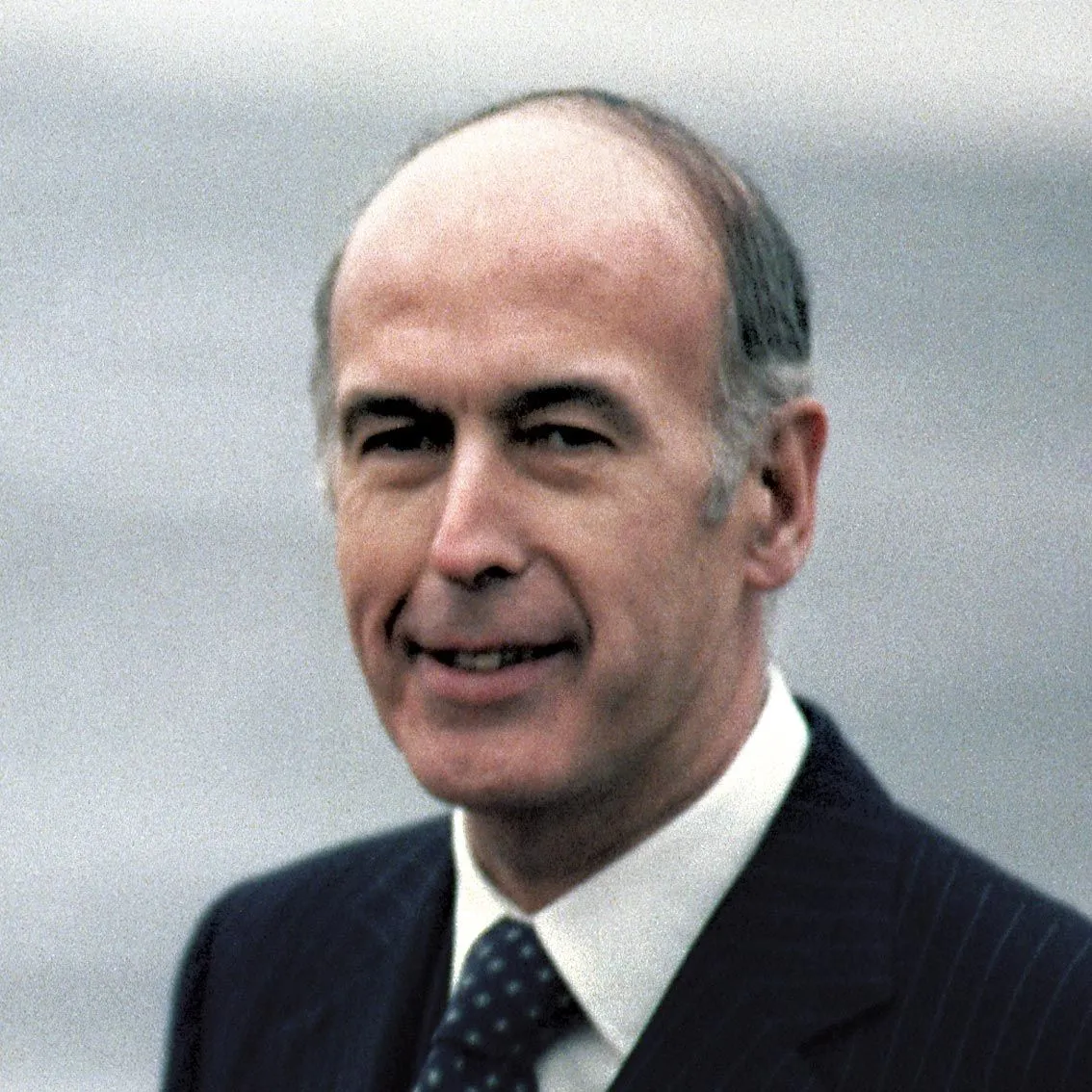 Valéry Giscard d'Estaing  (1926-)