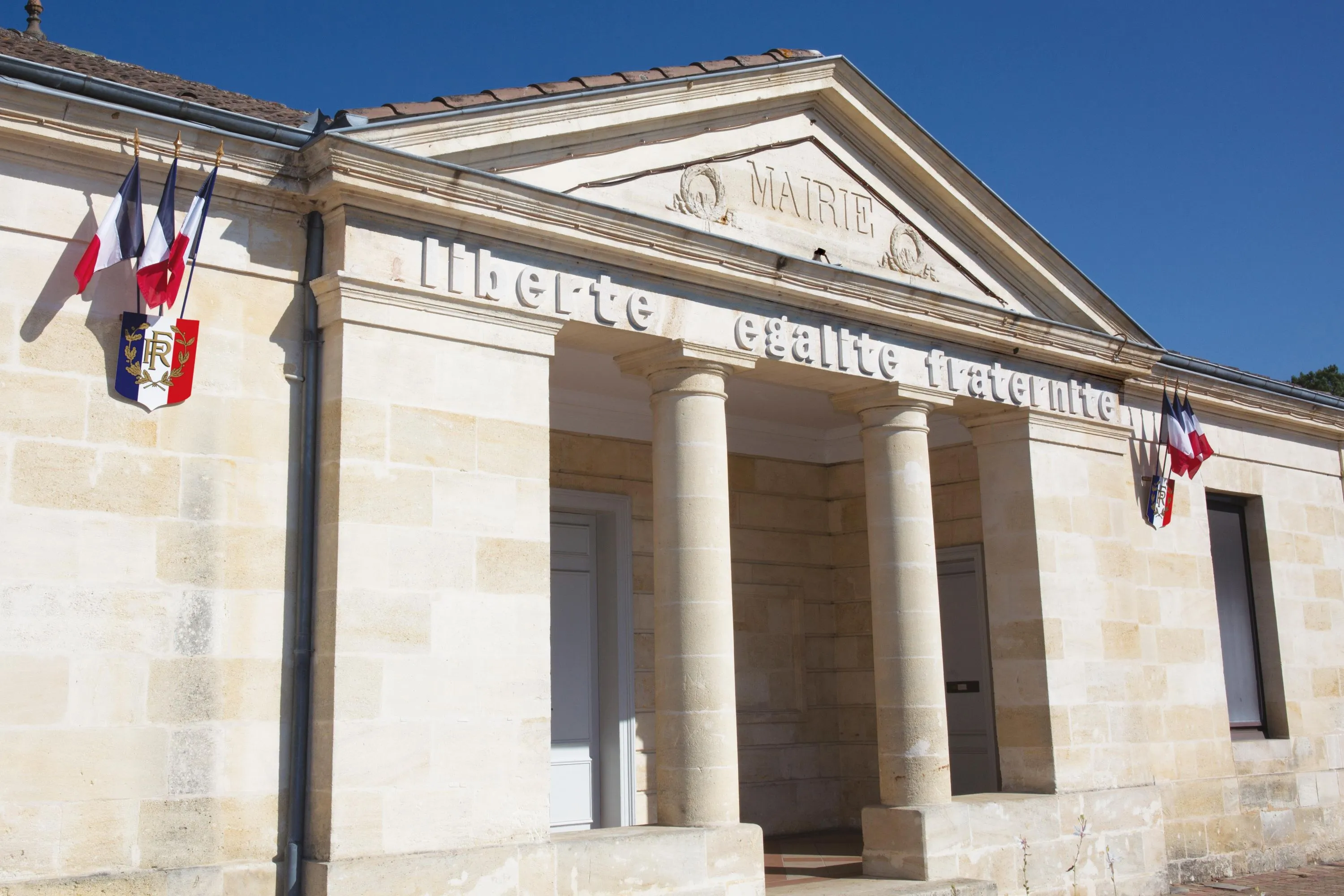 Les Symboles De La R publique S exposent Lelivrescolaire fr