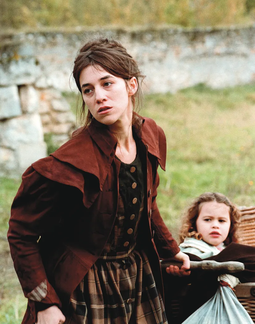 Adaptation en mini-série par Josée Dayan,
2000, avec Charlotte Gainsbourg (Fantine).