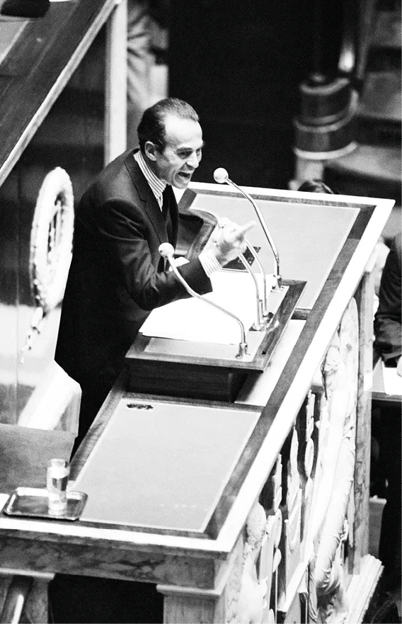 Intervention de Robert Badinter au Sénat pour défendre sa loi sur l'abolition de la peine de mort, le 28 septembre 1981.