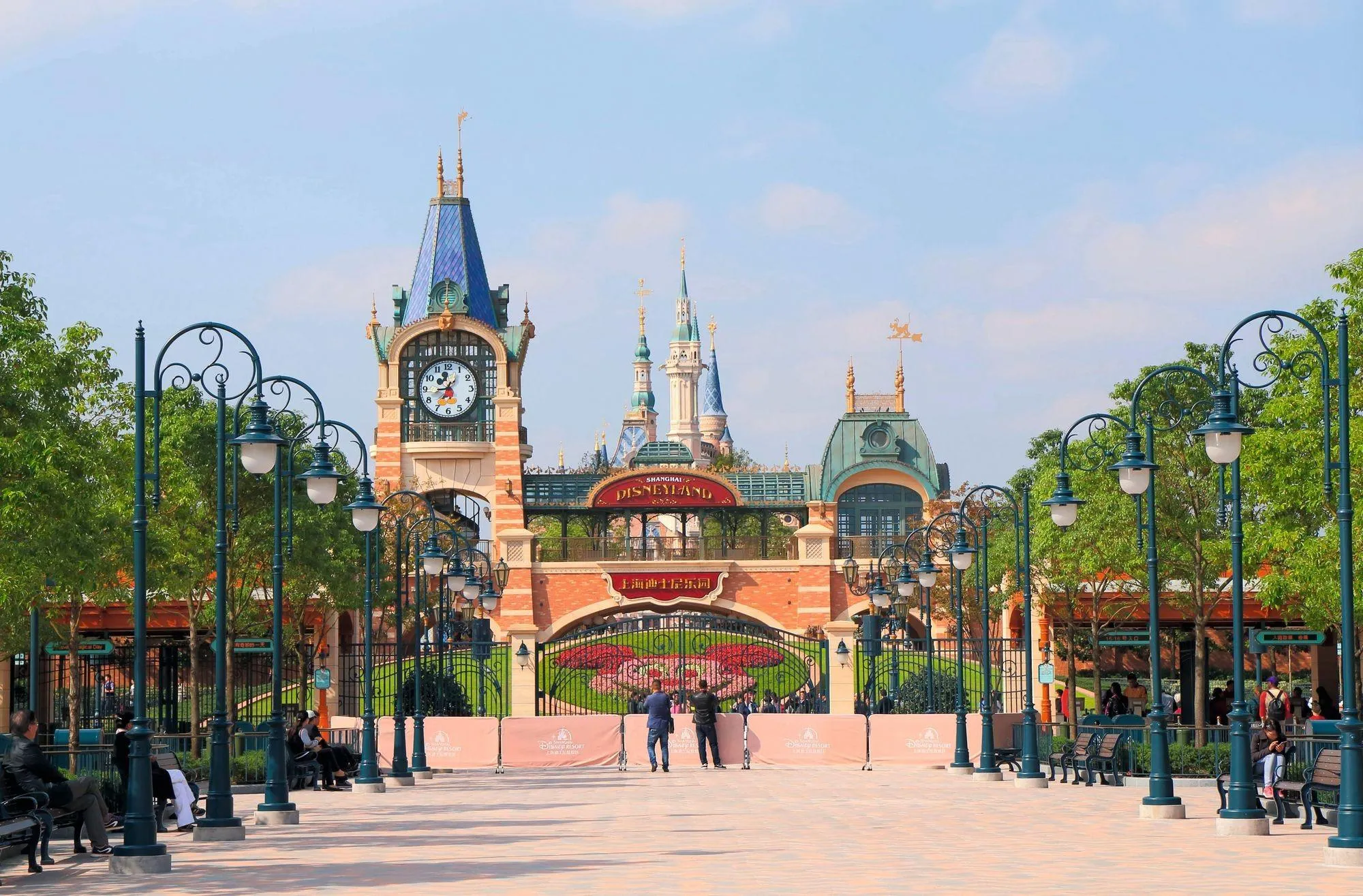 Le parc Disneyland à Shanghai en Chine
