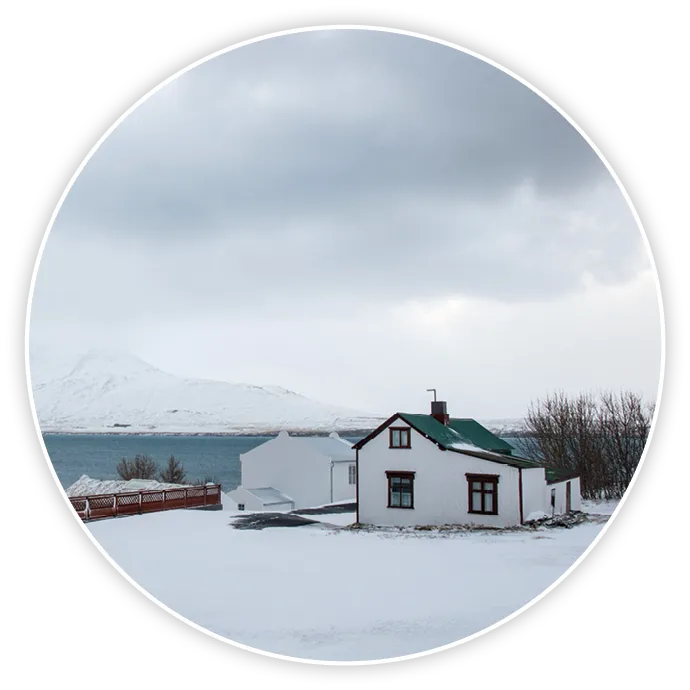 Photo d'un village dans le nord de l'Islande.