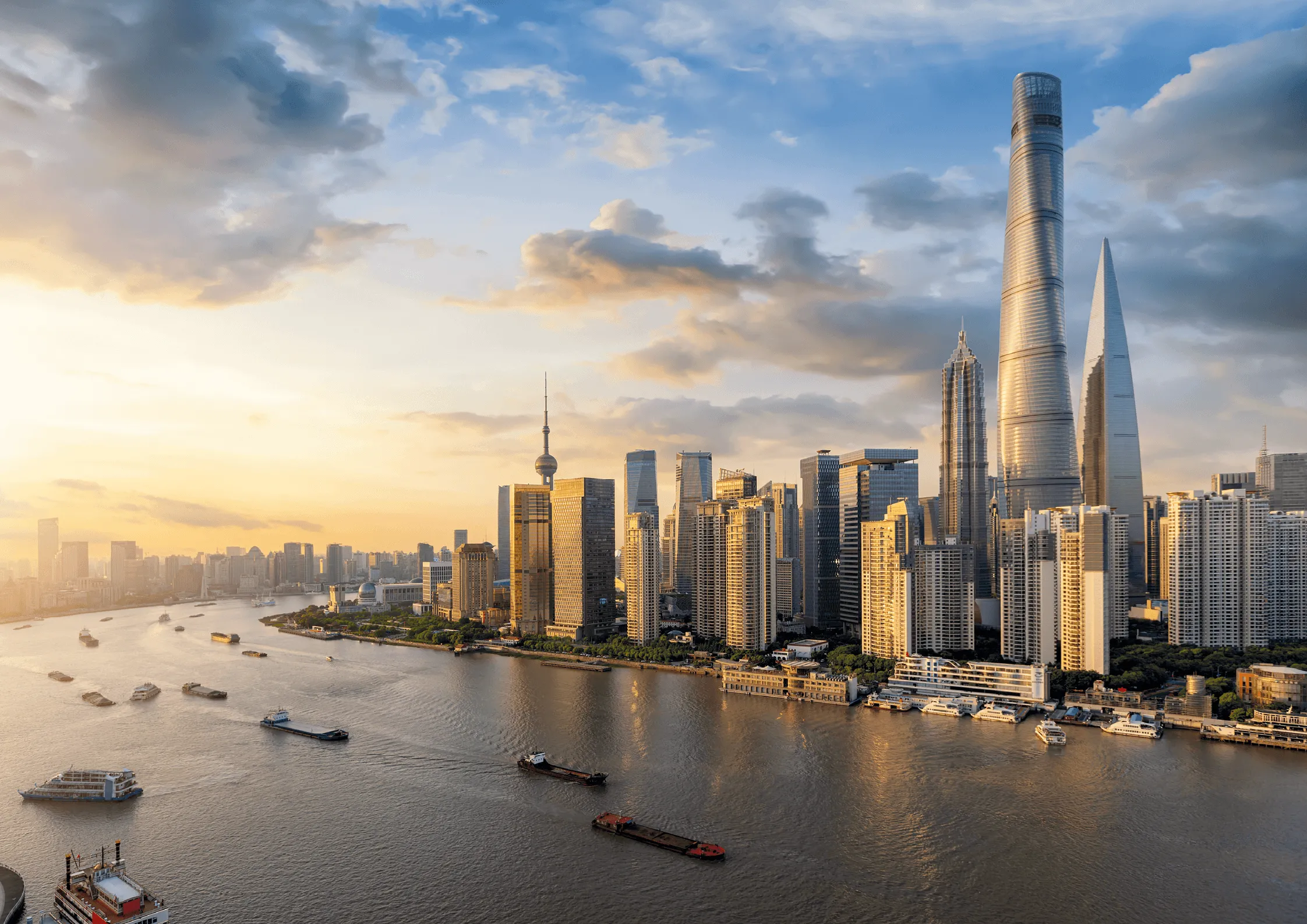 Vue de Pudong, le quartier d'affaires de Shanghai au bord de la rivière Huangpu