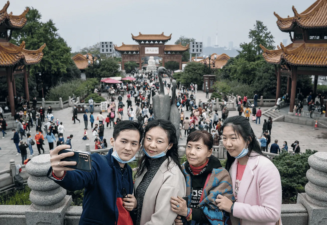 Touristes à Wuhan en octobre 2020