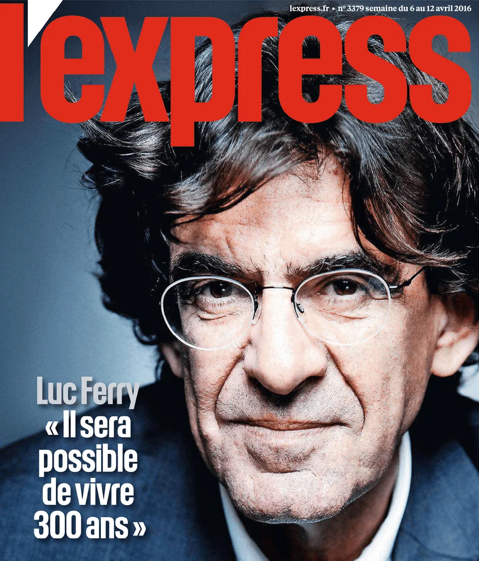 Photographie de Luc Ferry pour L'Express, édition du 6 avril 2016. Gros plan sur son visage, il porte des lunettes.