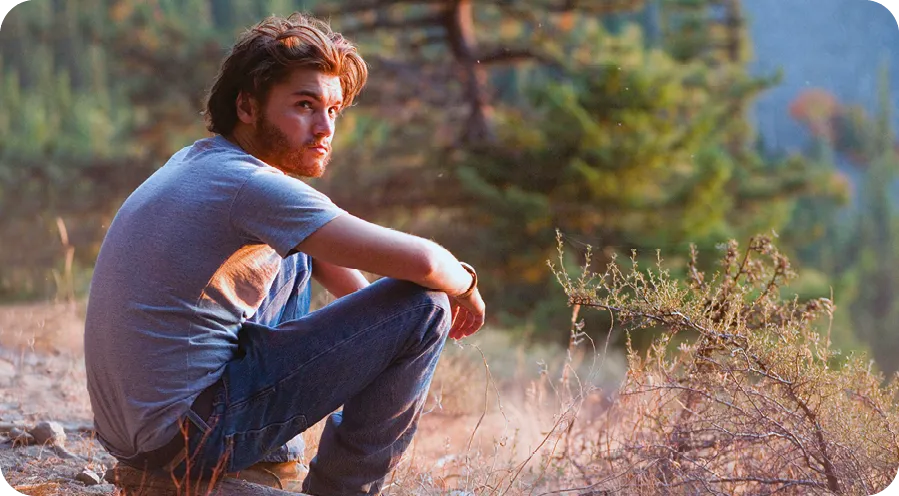 Emile Hirsch as Christopher McCandless in Into the Wild, directed by Sean Penn, 2007.